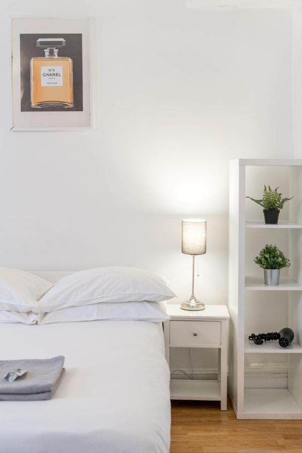 Soho & Covent Garden Apartment, Sleeps 3 Londres Exterior foto